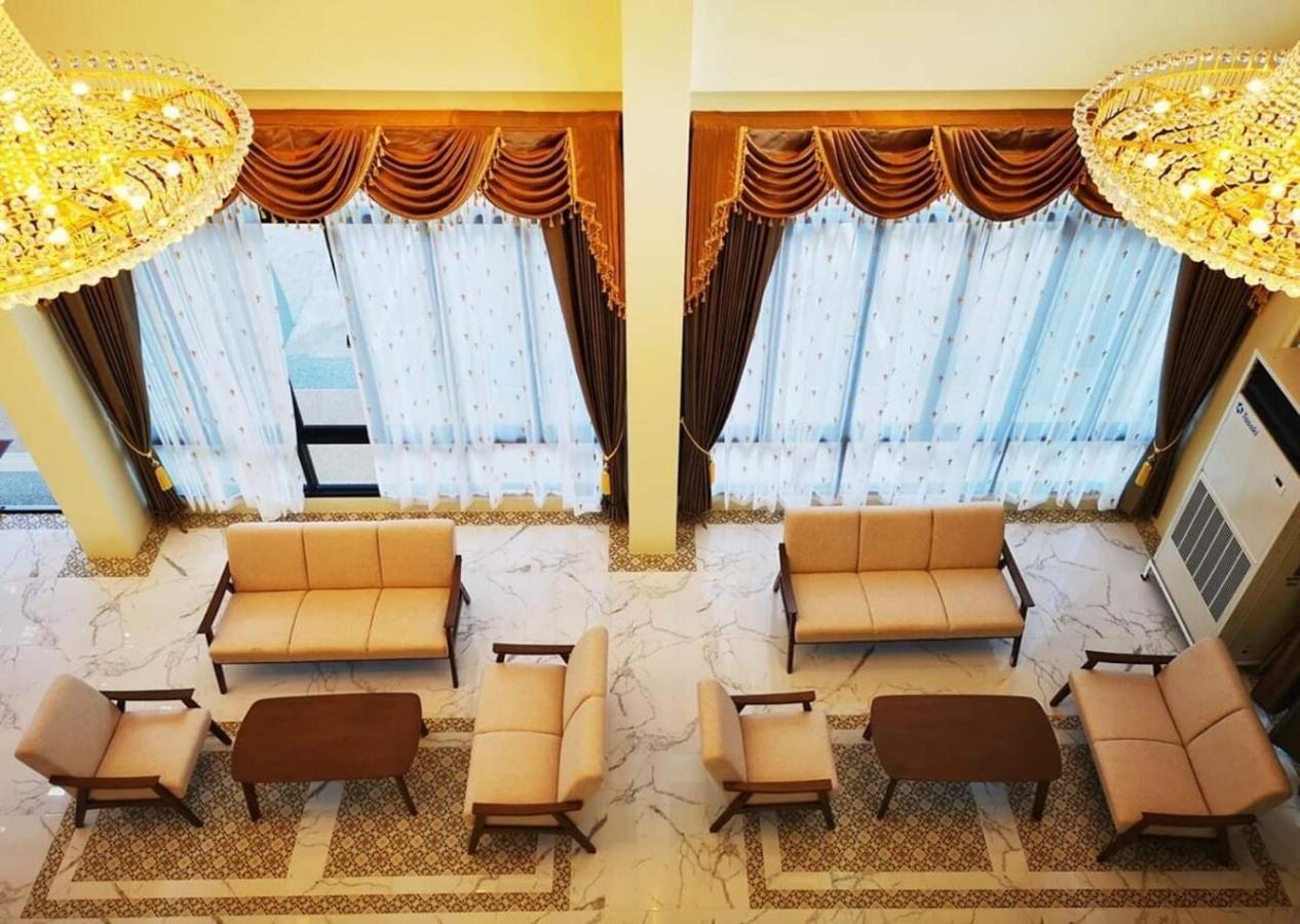 Pura Nakhon Hotel Накхонситхаммарат Экстерьер фото